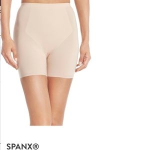 SPANX Thinstincts Girl Shorts